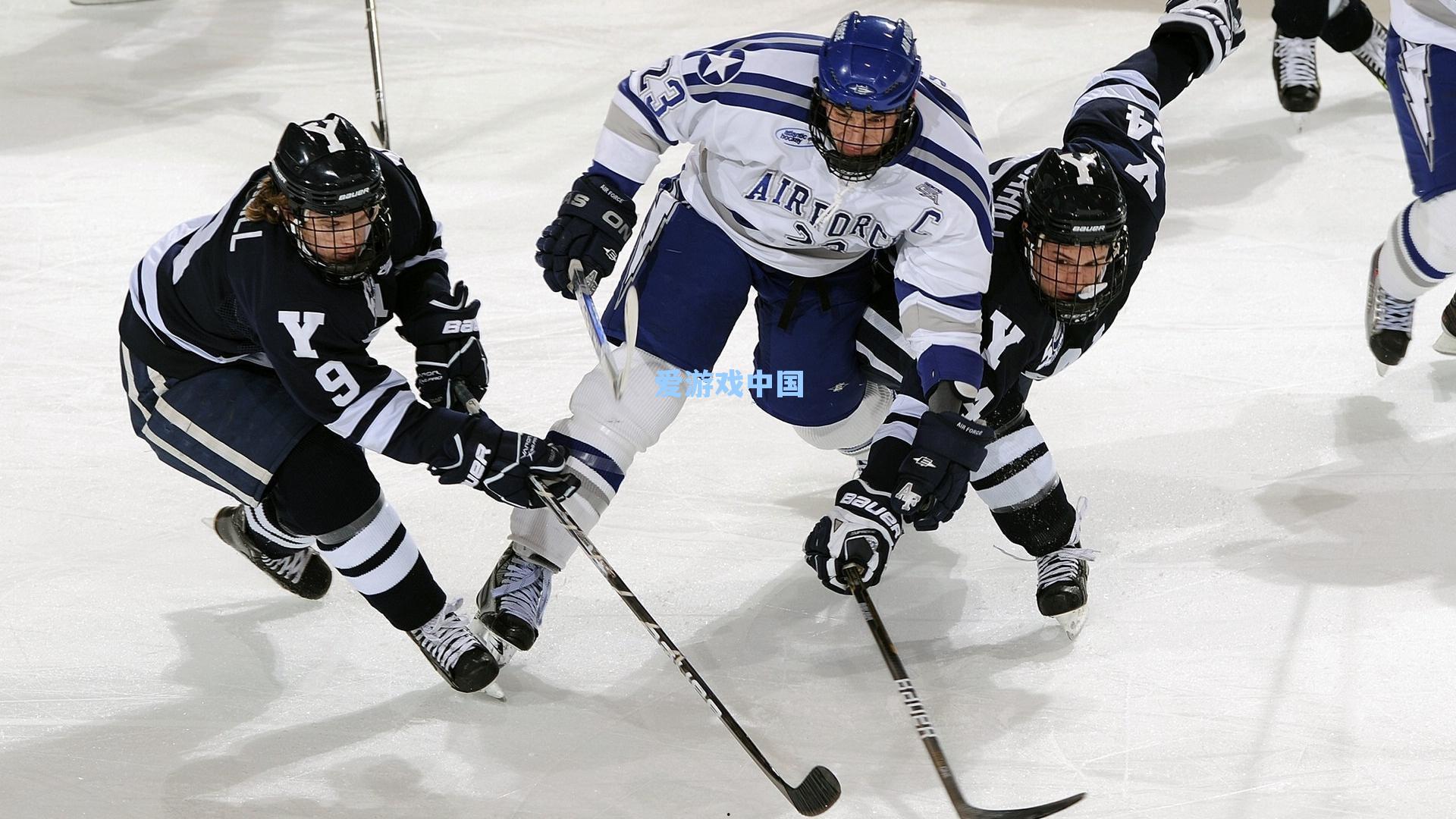 斯洛特，两次落后带走一分的结果让我非常满意