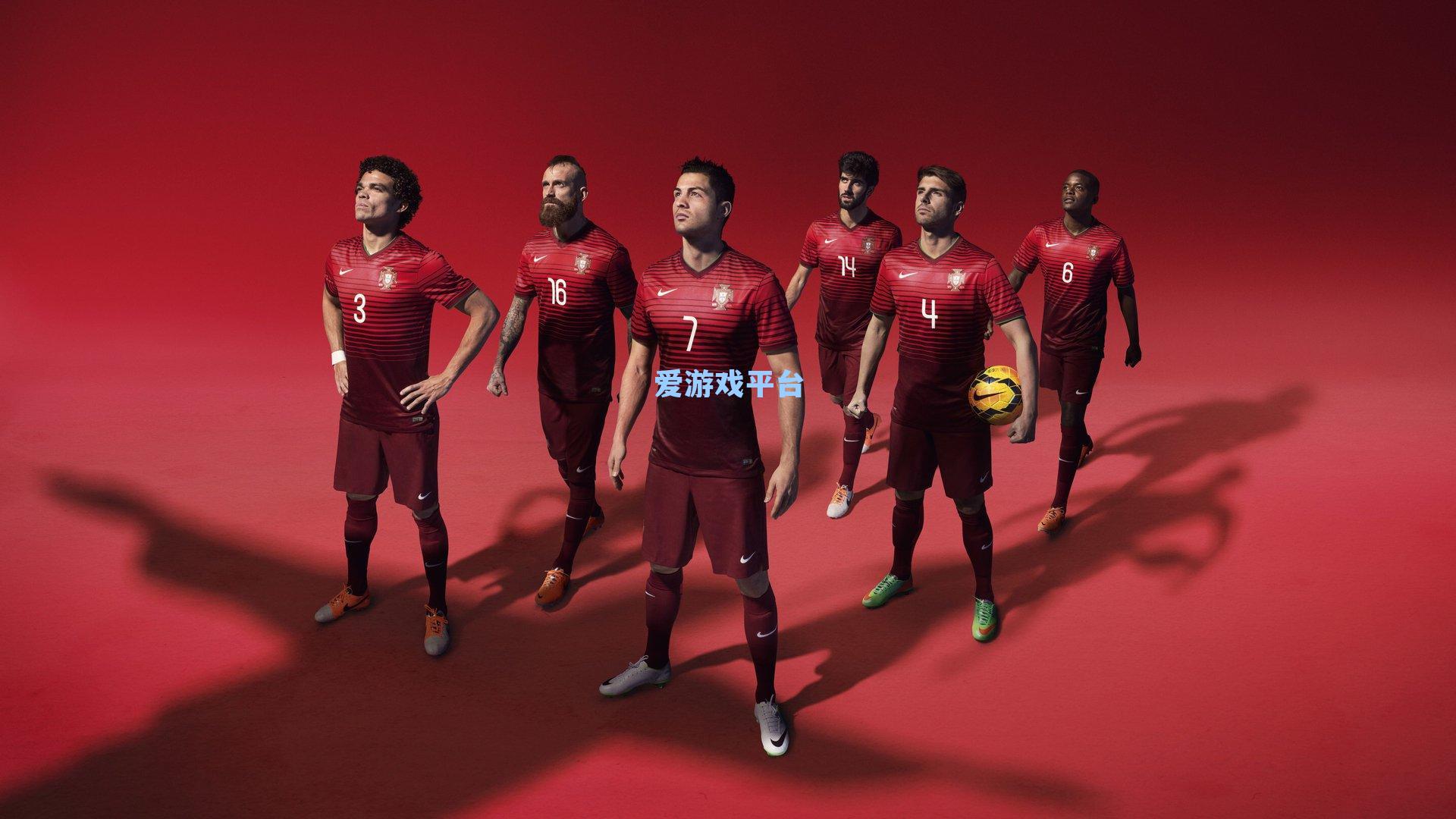 英超巅峰对决，萨拉赫梅开二度，利物浦2-0轻取伯恩茅斯，九分优势领跑积分榜