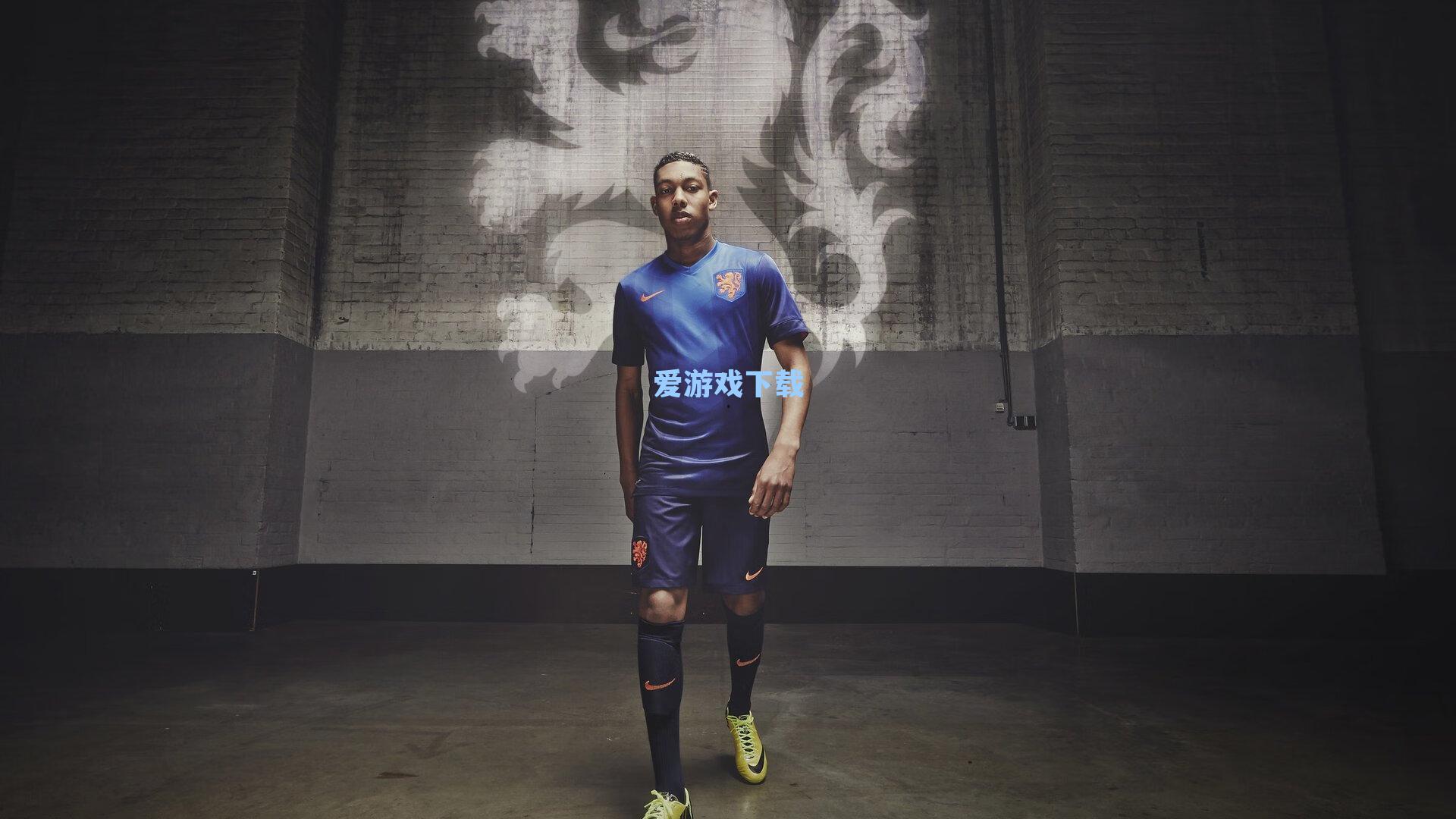 英超九轮战罢,曼联力压利物浦领跑,赛季初的不可能如何成为现实?