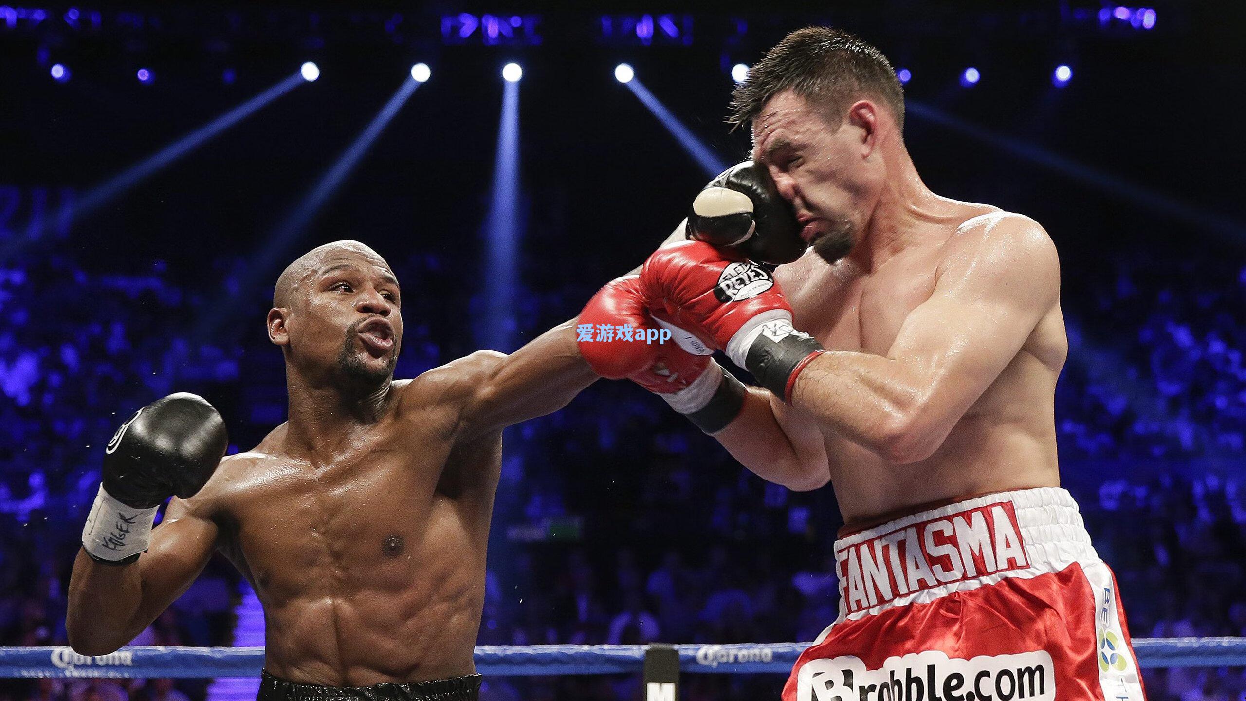 哈登狂轰55分创历史纪录,传奇之夜引燃韦德对比论战