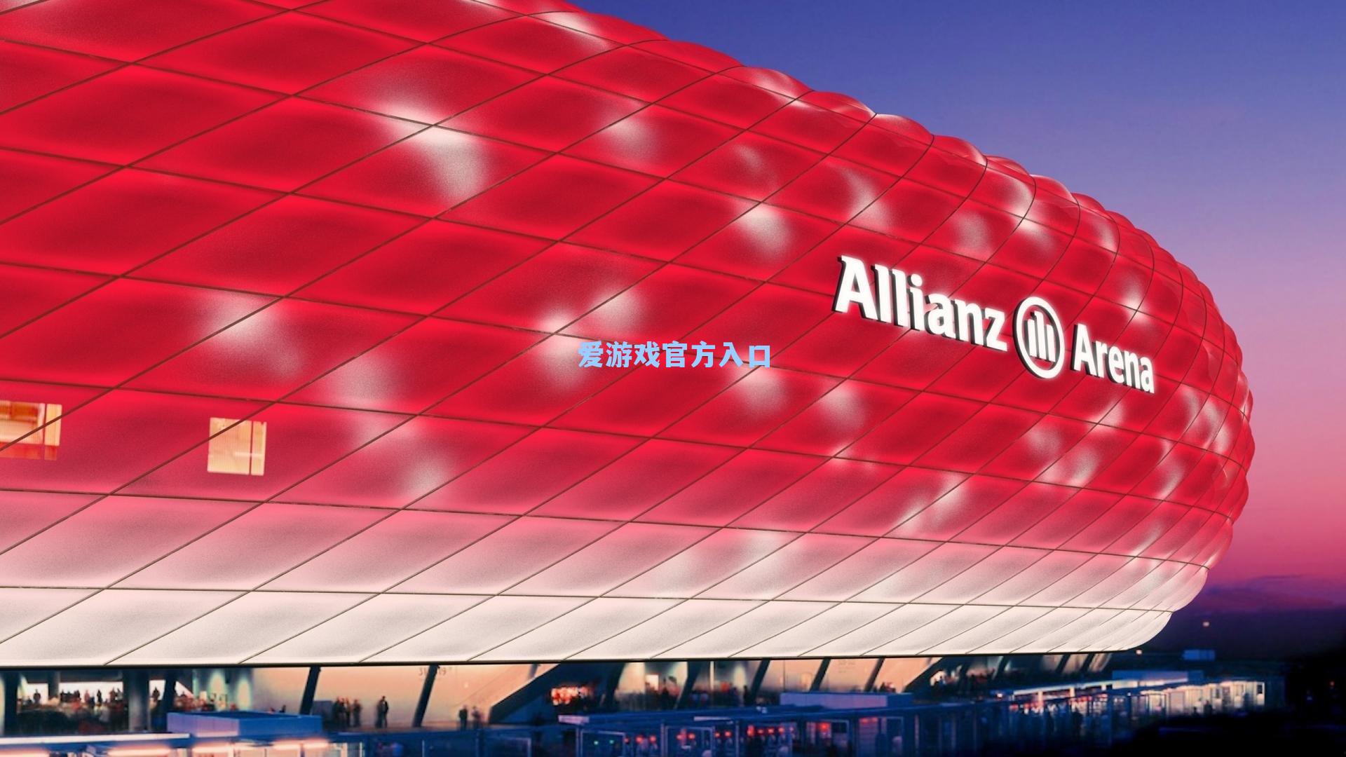 真的猛士!知名体育女主播杜黝黝南极冰海跳水,挑战生命极限诠释体育精神