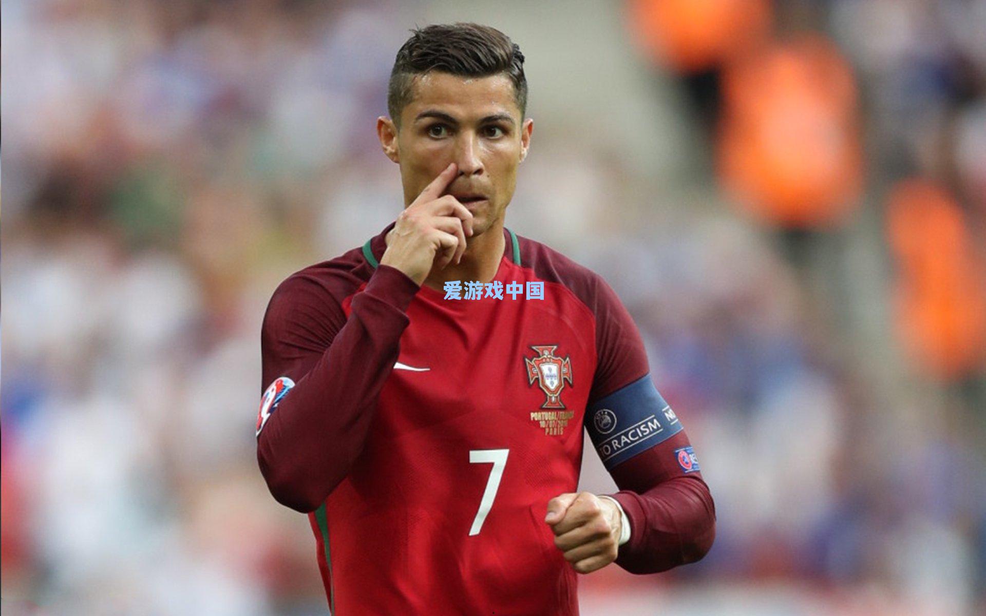 2025世界足坛风云录,新规落地、传奇转身与科技浪潮重塑绿茵场